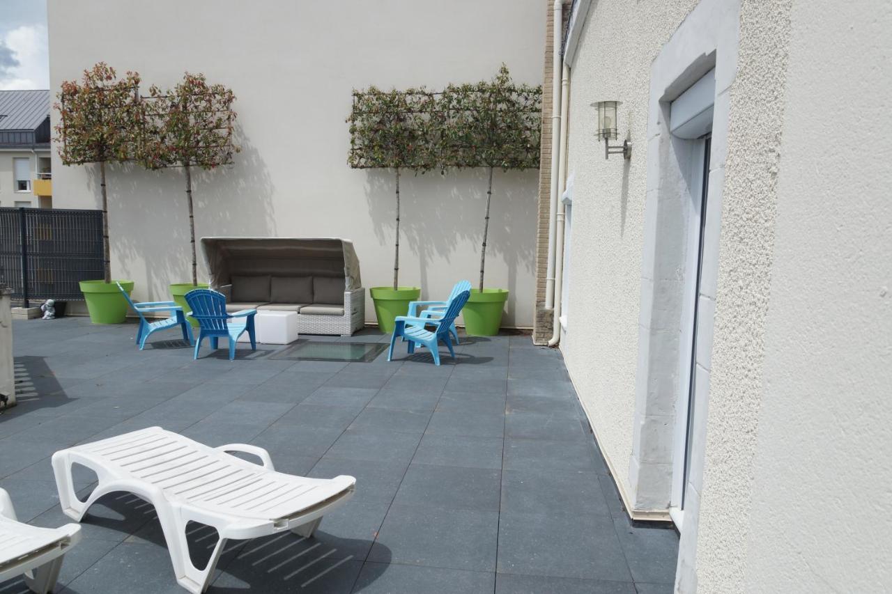 72M² Avec Terrasse Dans Demeure Angevine De 2 Etages Daire Angers Dış mekan fotoğraf