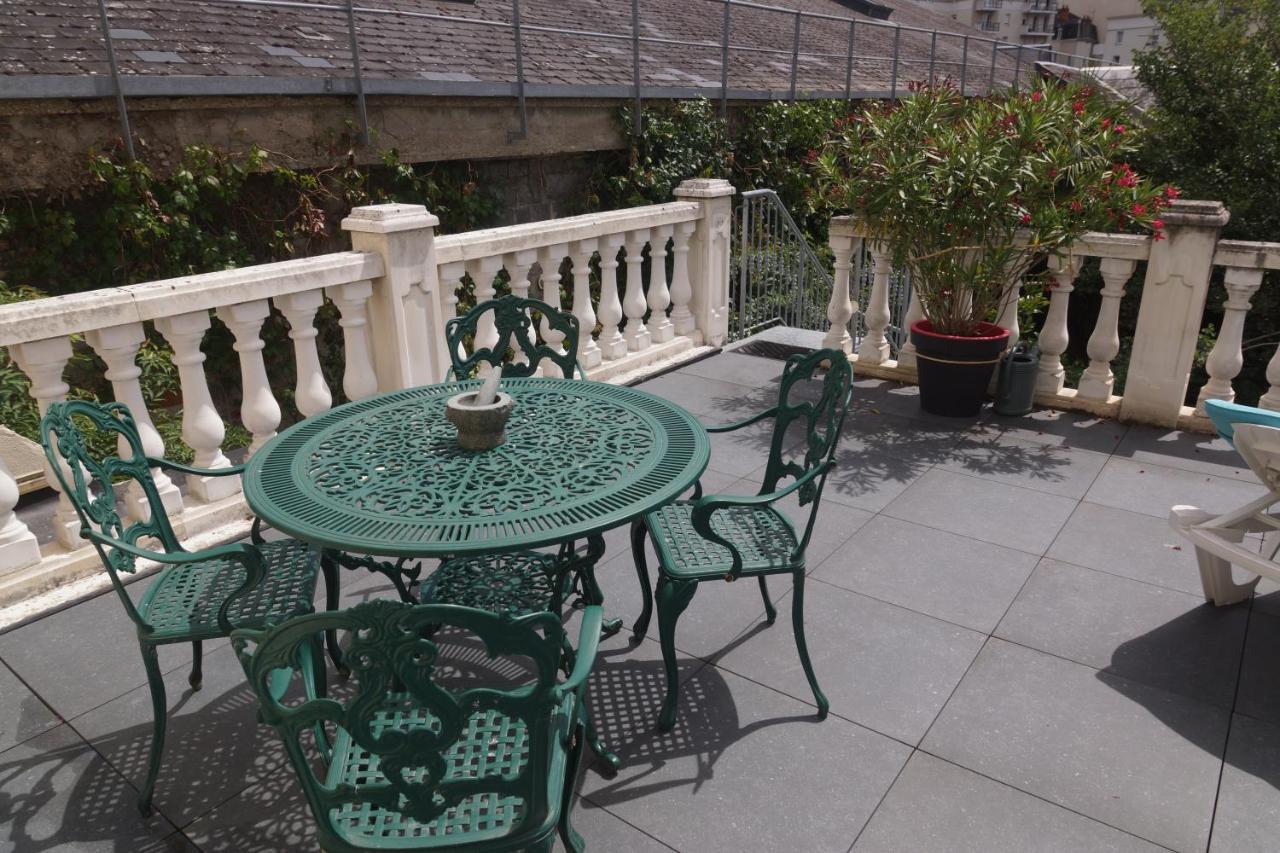 72M² Avec Terrasse Dans Demeure Angevine De 2 Etages Daire Angers Dış mekan fotoğraf